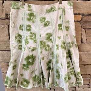 VTG Old Navy Green and Cream A-Line with Flare & Satin Ribbon Detail Print Skirt
